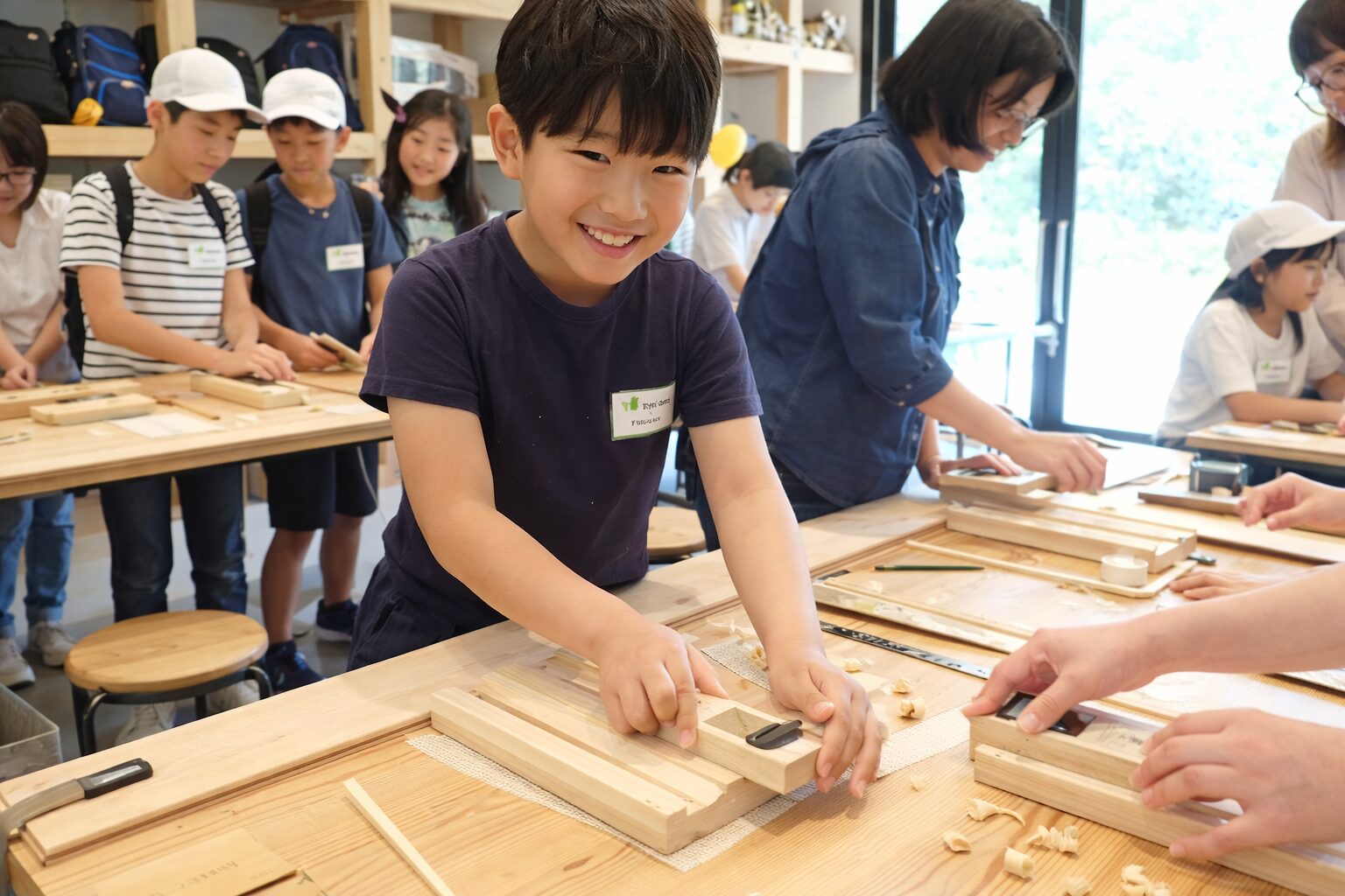 森のアクティビティ 木のワークショップ 自然観察 KUBB体験 セーザイゲームを使った学習 など