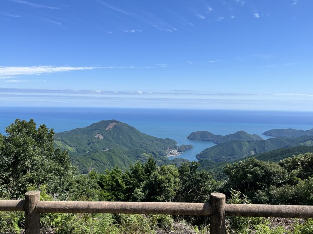セラピストと歩く八鬼山越え