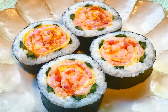 桑名海苔で飾り巻き寿司作り＆種付け設備見学・ミニ講座